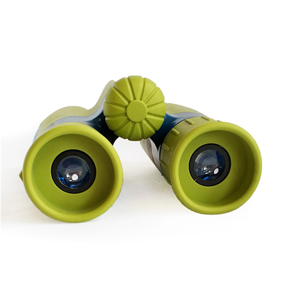 Jumelles amicales de l'enfant 8x21 éducatif vert pour des élèves du cours préparatoire